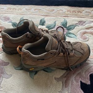 New Vasque hiking shoes